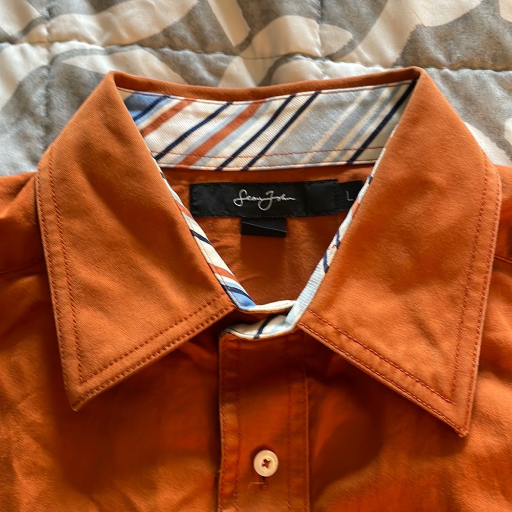 Good Condition Sean John Long Sleeve Button Down Shirt